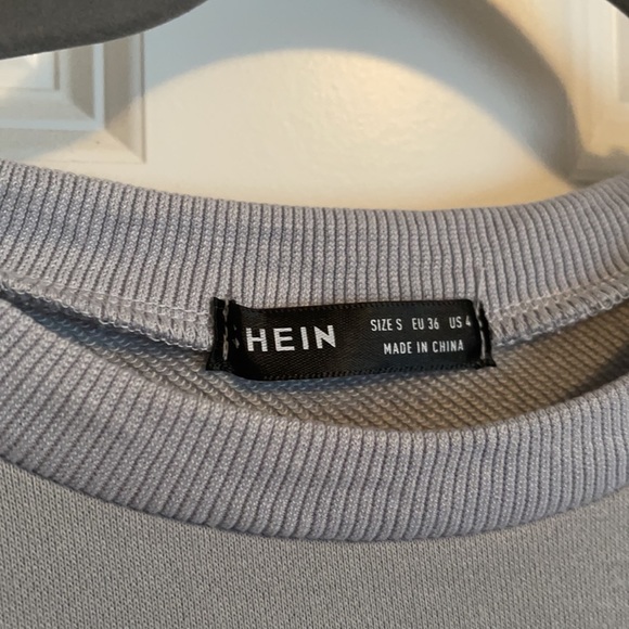 Oversized “MALIBU” crewneck - Picture 3 of 3